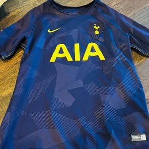 Tottenham purple sports jersey Boys L